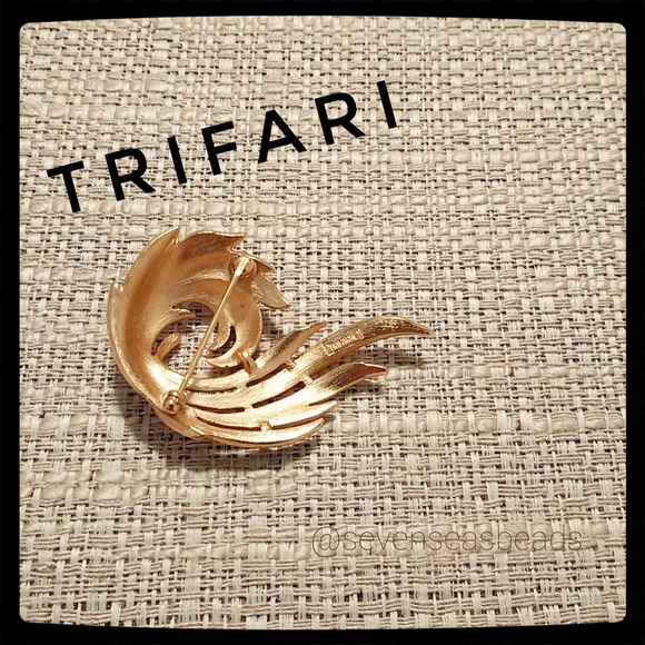 💘TRIFARI Mid-Century Swoosh Brooch - Picture 5 of 5